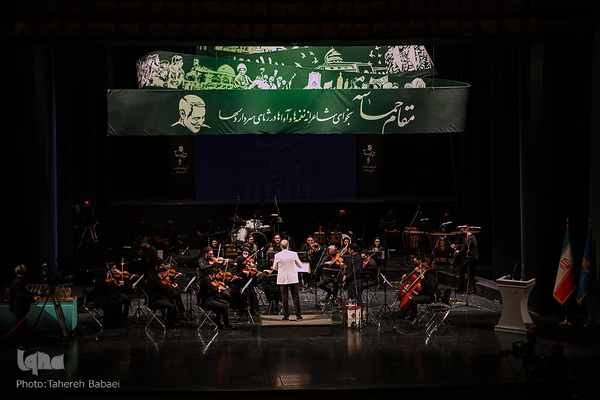 همایش موسیقایی «مقام حماسه» اجرای ارکستری موسیقی به یاد شهید سلیمانی