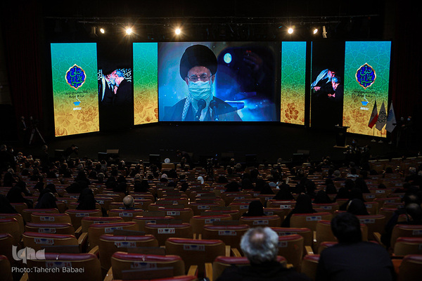 مراسم بزرگداشت شهدای مدافع حرم در برج میلاد