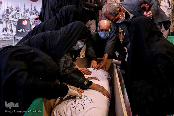 پایان ۳۷سال انتظار خانواده شهید «فیض‌الله کنعانی حقیقی»