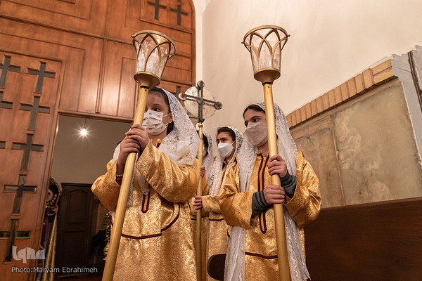 مراسم غسل تعمید و جشن سال نو مسیحی ارامنه در کلیسای مریم مقدس تبریز