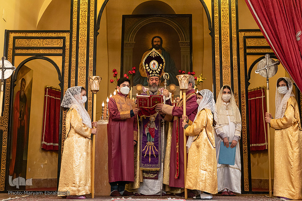مراسم غسل تعمید و جشن سال نو مسیحی ارامنه در کلیسای مریم مقدس تبریز