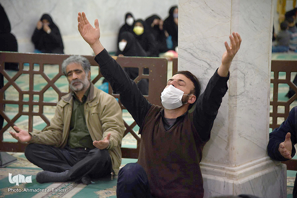 محفل انس با قرآن کریم در امامزاده سیدمحمد(ع) خمینی‌شهر