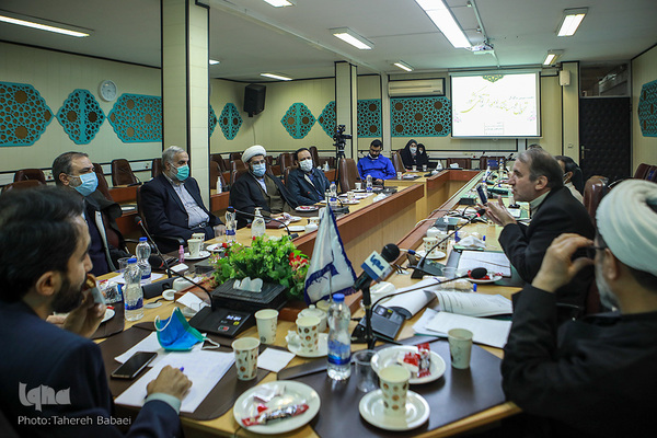 نشست بررسی چگونگی تحول در ساختار امور قرآنی کشور