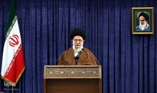 دیدار رهبر معظم انقلاب اسلامی با مردم قم