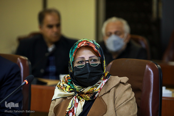 سیمین قناتی، هنرمند تذهیب‌کار، رونمایی از مصحف ده قرائت از سه طریق