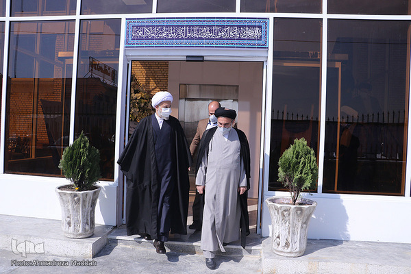 افتتاحیه شرکت موقوفه دانش‌بنیان سلامت «کوثر» فارس  در شهرک بزرگ صنعتی شیراز