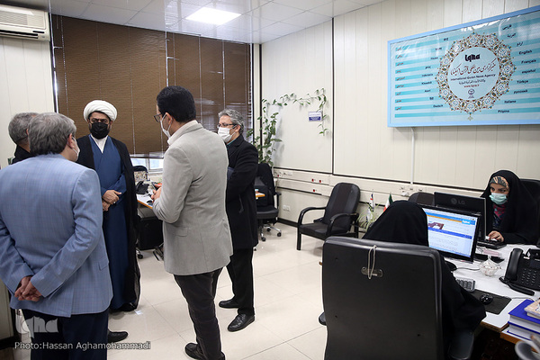 بازدید حجت‌الاسلام والمسلمین مهدی شجاع، مدیرکل ارتباطات و هماهنگی معاونت قرآن و عترت وزارت فرهنگ و ارشاد اسلامی از تحریریه ایکنا