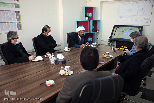 بازدید حجت‌الاسلام والمسلمین مهدی شجاع، مدیرکل ارتباطات و هماهنگی معاونت قرآن و عترت وزارت فرهنگ و ارشاد اسلامی از تحریریه ایکنا