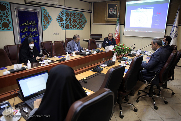 نشست ضرورت چرخش از برنامه درسی خطی به برنامه درسی مارپیچی در آموزش عمومی قرآن