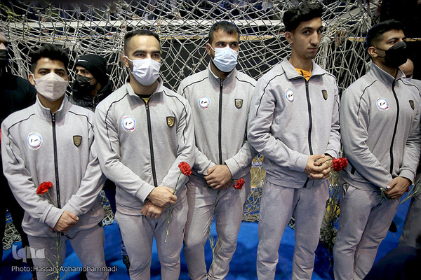 مراسم تشییع و تدفین دو شهید گمنام دفاع مقدس در وزارت ورزش و جوانان