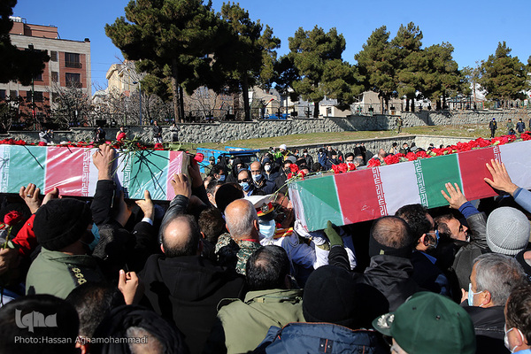 مراسم تشییع و تدفین دو شهید گمنام دفاع مقدس در وزارت ورزش و جوانان