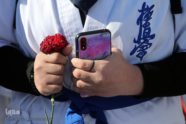 مراسم تشییع و تدفین دو شهید گمنام دفاع مقدس در وزارت ورزش و جوانان