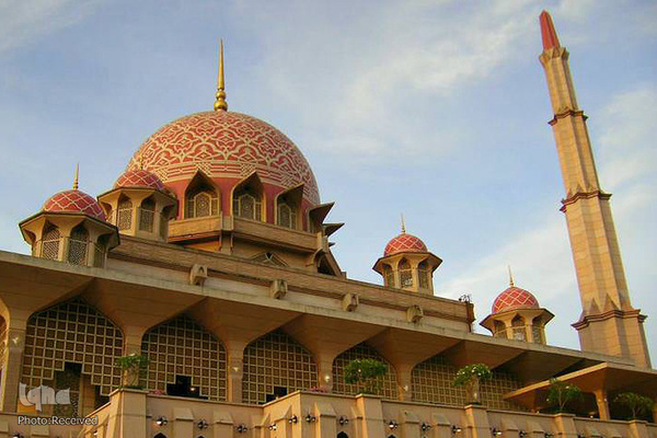 مسجد صورتی مالزی