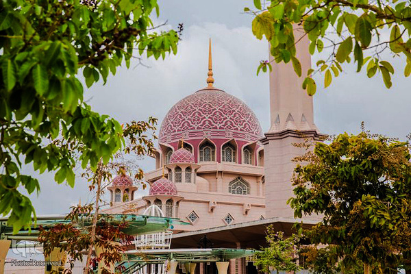 مسجد صورتی مالزی