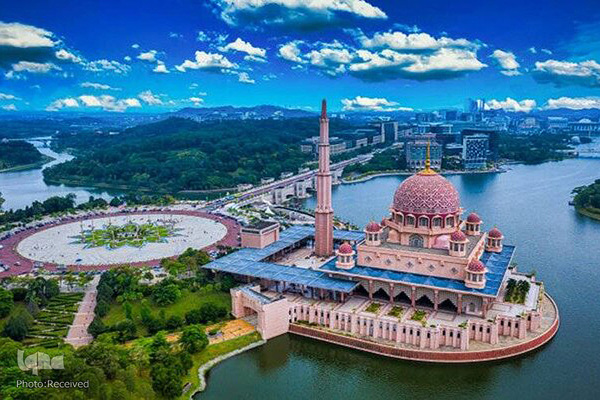 مسجد صورتی مالزی