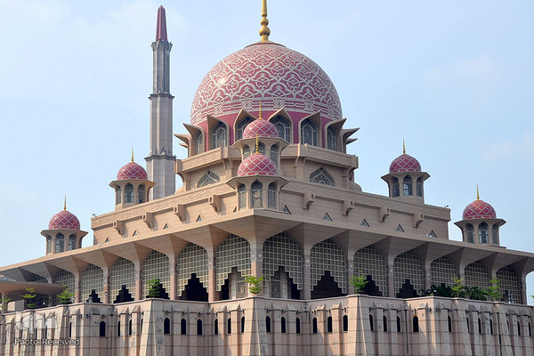 مسجد صورتی مالزی