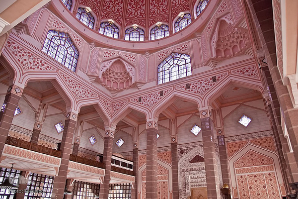 مسجد صورتی مالزی