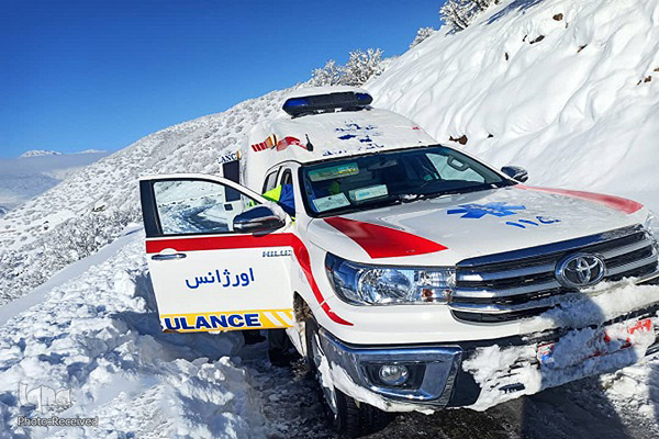 عملیات امدادرسانی اورژانس کردستان به مادران باردار در مناطق صعب العبور روستایی