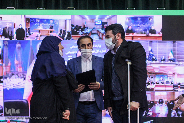 تکریم مقام زن در وزارتخانه تعاون