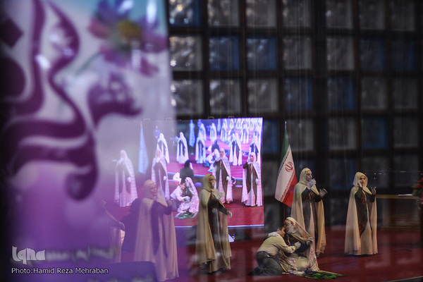 تکریم مقام زن در وزارتخانه تعاون