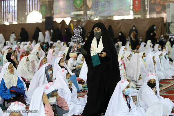 جشن عبادت(تکلیف) یک‌هزار دختر ۹ ساله اهوازی