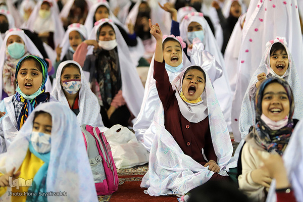 جشن عبادت(تکلیف) یک‌هزار دختر ۹ ساله اهوازی