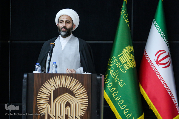 آیین تکریم از مسعود نوذری، عکاس پیشکسوت حضرت رضا(ع)