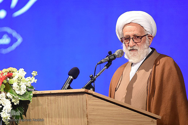 مراسم اختتامیه ششمین کنگره بین‌المللی شعر «ایثار و زنان عاشورایی»