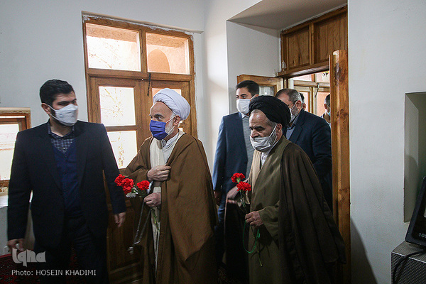 گلباران بیت قدیمی امام خمینی(ره) در خمین