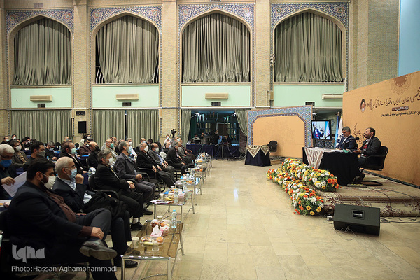 مراسم اختتامیه شانزدهمین نشست تخصصی استادان، قاریان و حافظان ممتاز قرآن کریم