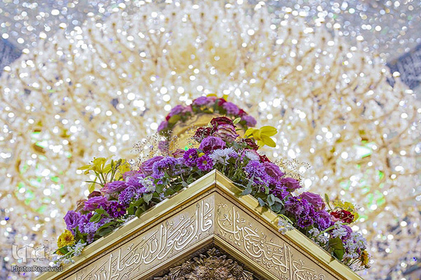 آذین بندی حرم مطهر حسینی در اعیاد رجبیه