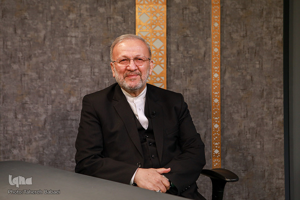 وبینار بین‌المللی «گفتمان انقلاب اسلامی؛ نرم‌افزار مقاومت در جهان»