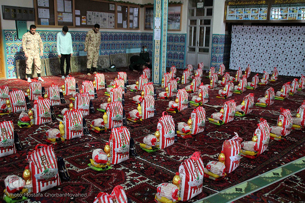 توزیع ۳۳۰ بسته کمک مومنانه میان خانواده های نیازمند شهرستان اهر