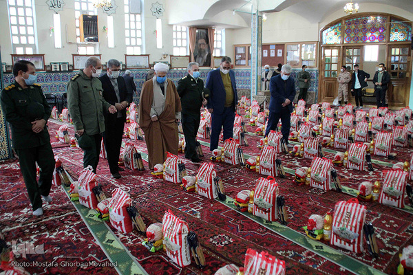 توزیع ۳۳۰ بسته کمک مومنانه میان خانواده های نیازمند شهرستان اهر
