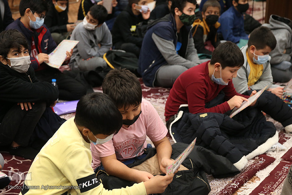 مراسم بزرگداشت مرجع فقید شیعه، مرحوم آیت‌الله‌العظمی صافی‌گلپایگانی(ره) در رسولیه دین و دانش حکیمیه