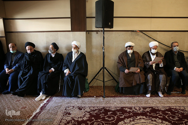 مراسم بزرگداشت مرجع فقید شیعه، مرحوم آیت‌الله‌العظمی صافی‌گلپایگانی(ره) در رسولیه دین و دانش حکیمیه