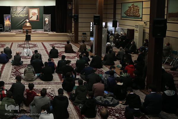 مراسم بزرگداشت مرجع فقید شیعه، مرحوم آیت‌الله‌العظمی صافی‌گلپایگانی(ره) در رسولیه دین و دانش حکیمیه