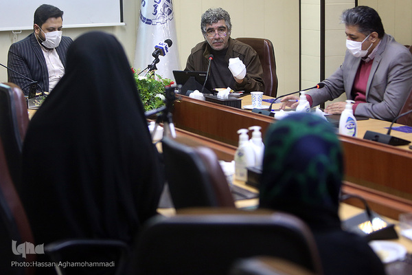 هفتمین پیش نشست برخط اولین کنفرانس بین‌المللی خانواده و تربیت معنوی با موضوع «سیاست‌گذاری رسانه‌ای و خشونت خانوادگی»