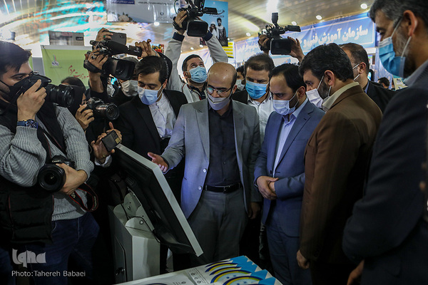 نمایشگاه دستاوردهای شش‌ماهه وزارت مردم