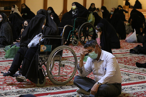 حرم شاهچراغ در سوگ باب‌الحوائج(ع)