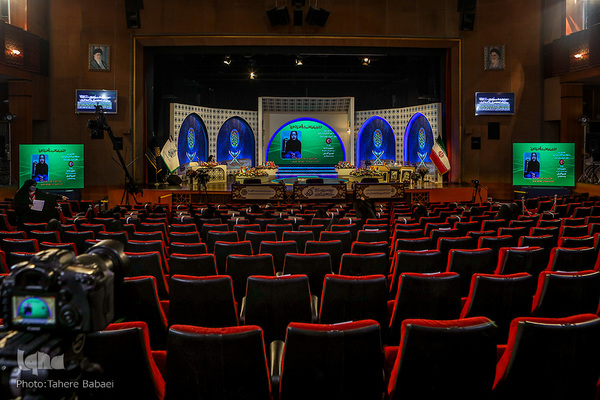 برگزاری رقابت بانوان در چهارمین روز مسابقات بین‌المللی قرآن