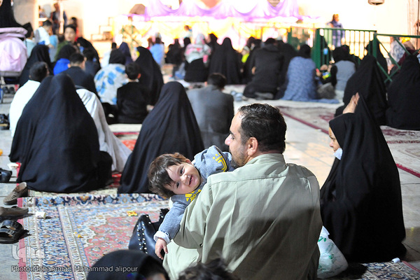 جشن اعیاد شعبانیه در حرم علی‌بن مهزیار اهوازی