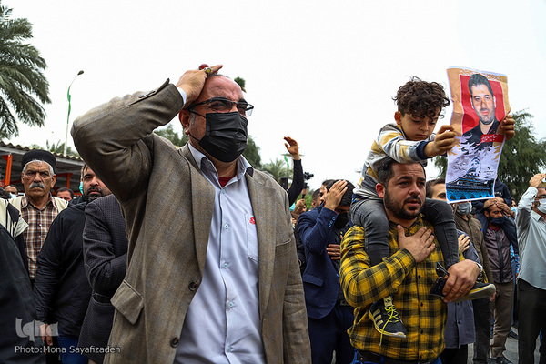 استقبال از پیکر شهید احسان کربلایی‌پور در اهواز