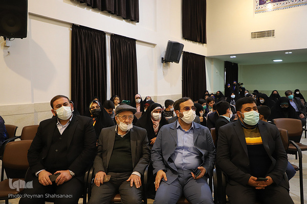 همایش تجلیل از قرآن‌‌اموزان مدرسه حفظ مهد قرآن اصفهان