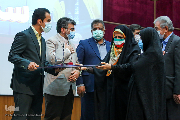 همایش تجلیل از والدین و همسران ورزشکاران مدال‌آور کشور «دامان» در مشهد مقدس