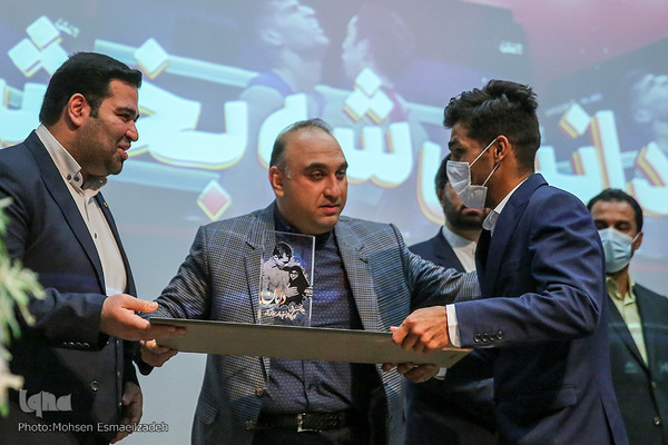 همایش تجلیل از والدین و همسران ورزشکاران مدال‌آور کشور «دامان» در مشهد مقدس