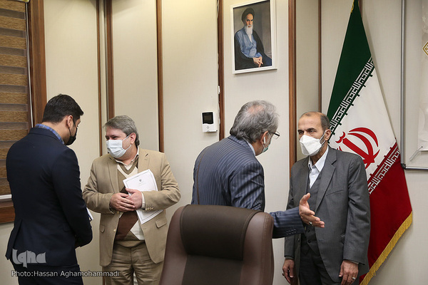 نشست کمیسیون تبلیغ و ترویج قرآن کریم