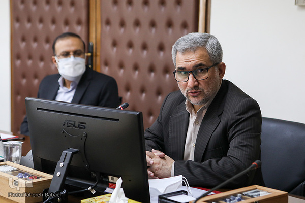 مراسم رونمایی از ویژه نامه رایحه «علامه حکیمی» 
