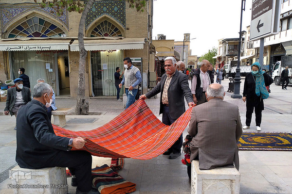 تب و تاب بازار شیراز در آستانه عید نوروز‎‎