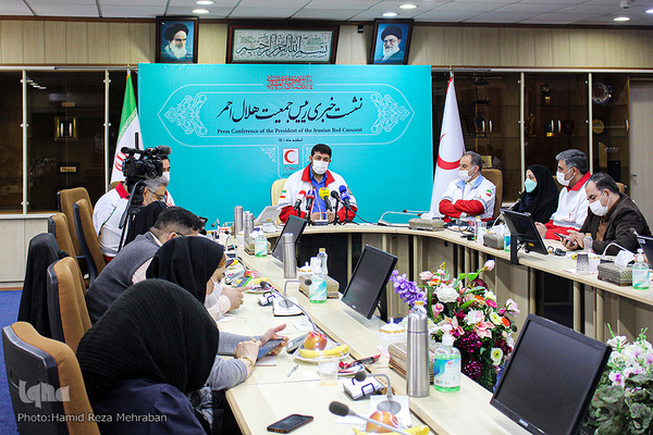 نشست خبری پیرحسین کولیوند، رئیس جمعیت هلال احمر